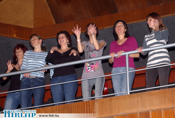 gal/2008/20081121_petofi_mozi/13.jpg
