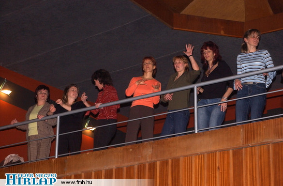 gal/2008/20081121_petofi_mozi/46.jpg