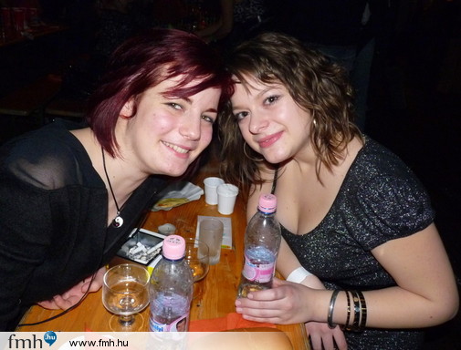 gal/2010/20100101_fezen_szilveszter/17.jpg