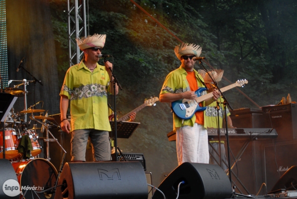 gal/2012/20120608_mosonmagyarovar_friss_fesztival/19.jpg